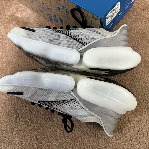 Brooks Aurora BL Men’s 9.5 prototype running shoes cushion - Picture 4 of 7